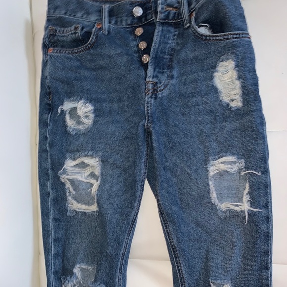High - Waisted Distressed Jeans - Picture 4 of 4